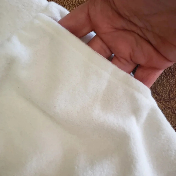 *LA VIE EN ROSE, NWT, Mini Sherpa Short, Size M, Snow white - Picture 4 of 8
